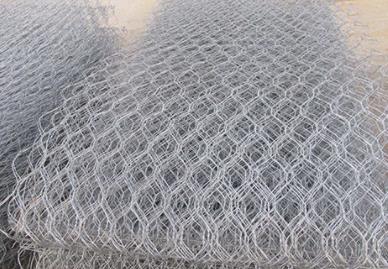 石籠網護岸 石籠網護岸