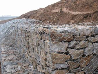 石籠網(wǎng)護(hù)岸 石籠網(wǎng)護(hù)岸